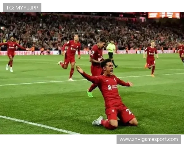 英超第30轮焦点战预告:3月16日利物浦主场迎战托特纳姆热刺。 英超第30轮焦点战预告:3月16日利物浦主场迎战托特纳姆热刺。