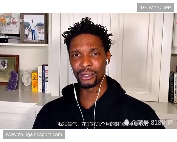 克里斯·波什回忆詹姆斯离开热火：官宣前十分钟才短信告知，以为他在开玩笑